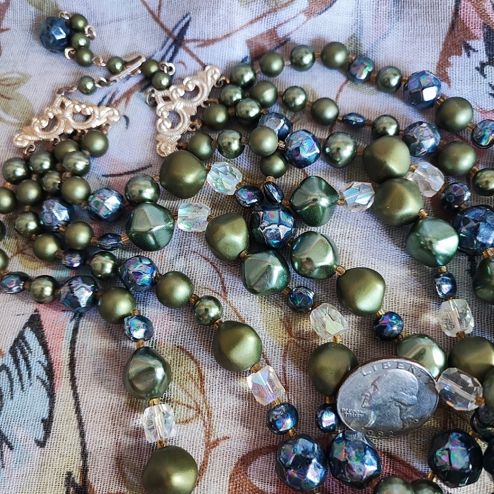 4 Strand Vintage Signed Japan Faux Olive Pearls Glass Oil Slick Clear Necklace - Picture 9 of 11